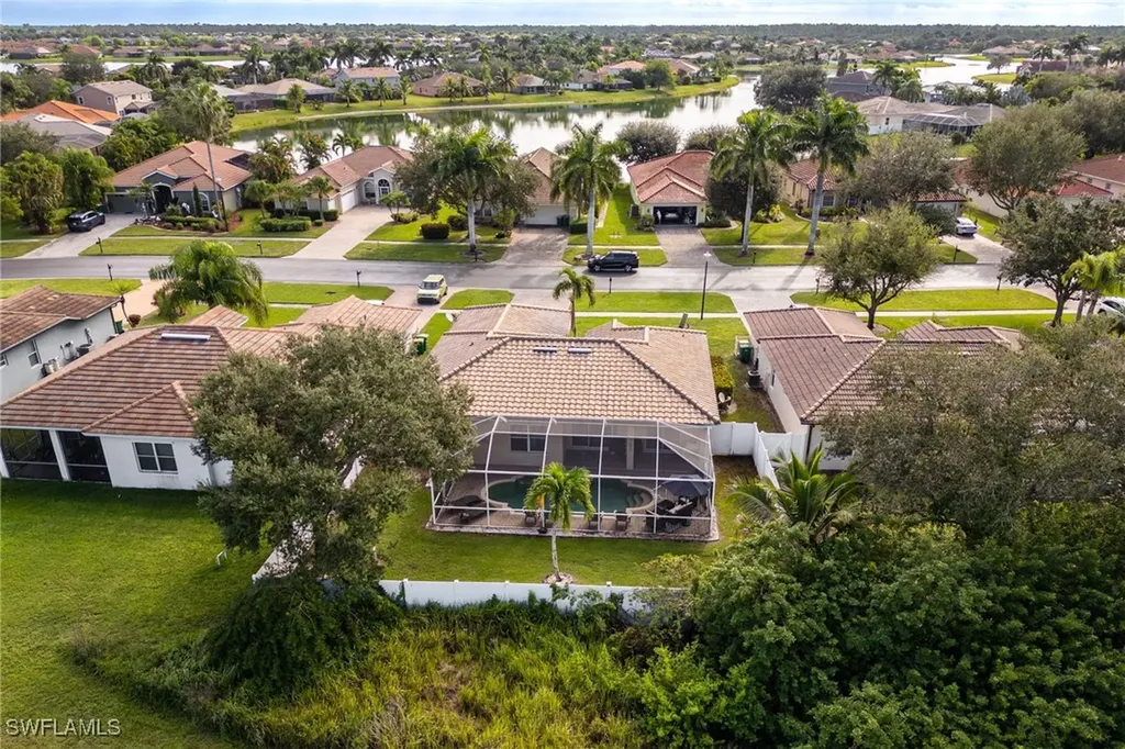 2939 Orange Grove Trail Naples FL 34120