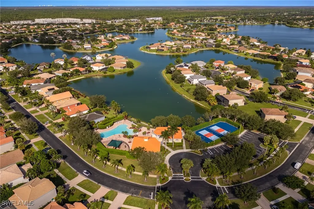 2939 Orange Grove Trail Naples FL 34120