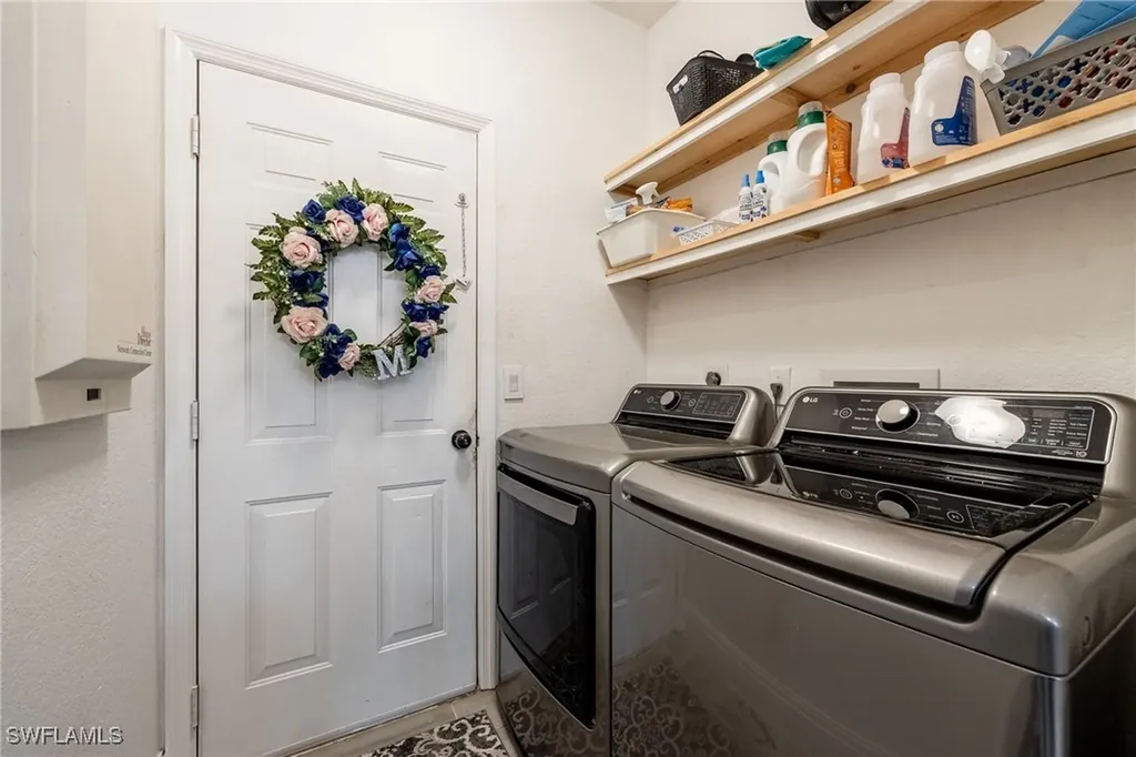 2939 Orange Grove Trail Naples FL 34120