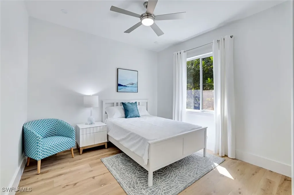 2515 Royal Palm Court Naples FL 34103