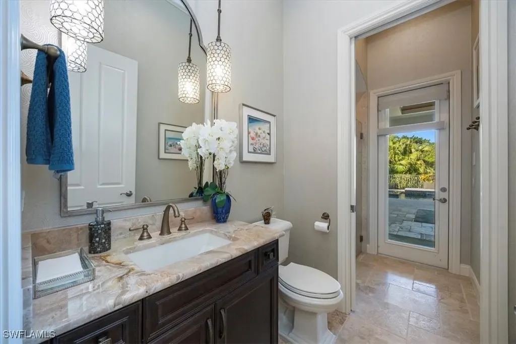 8556 Majorca Lane Naples FL 34114