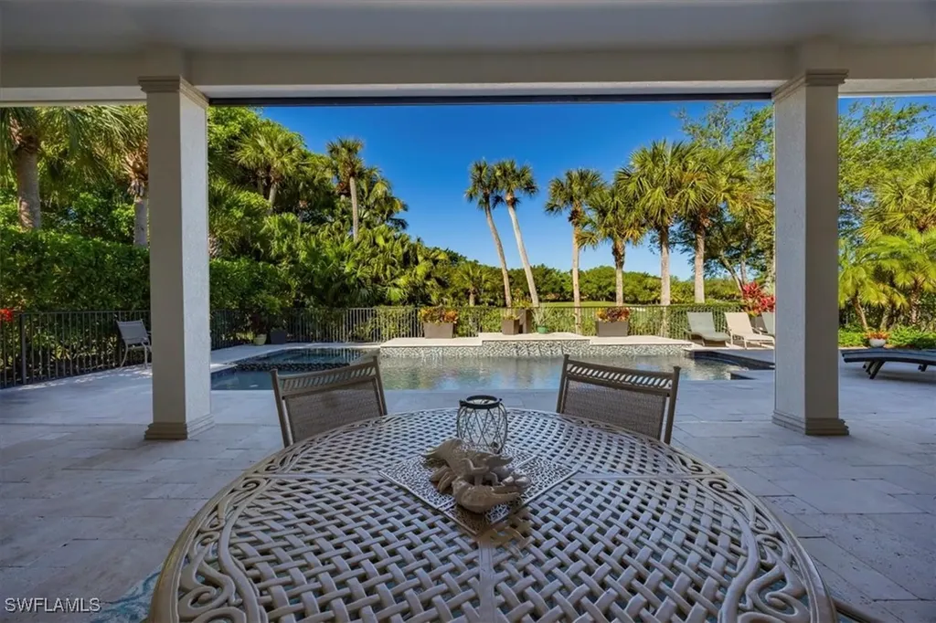 8556 Majorca Lane Naples FL 34114