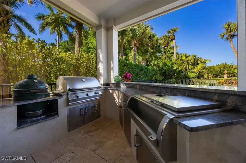 8556 Majorca Lane Naples FL 34114