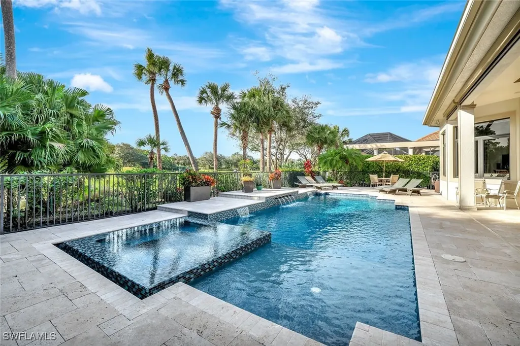 8556 Majorca Lane Naples FL 34114