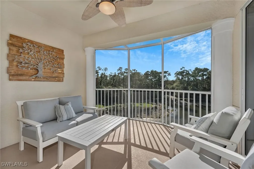 4884 Hampshire Court Naples FL 34112