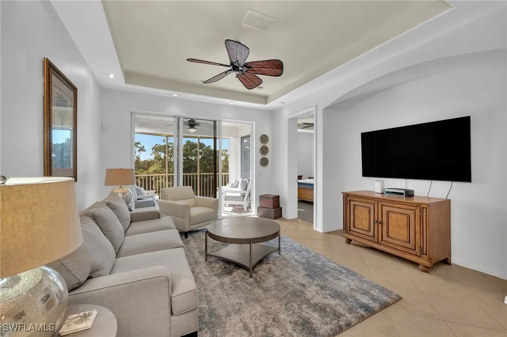 4884 Hampshire Court Naples FL 34112