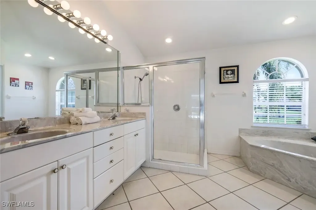 5110 Brixton Court Naples FL 34104