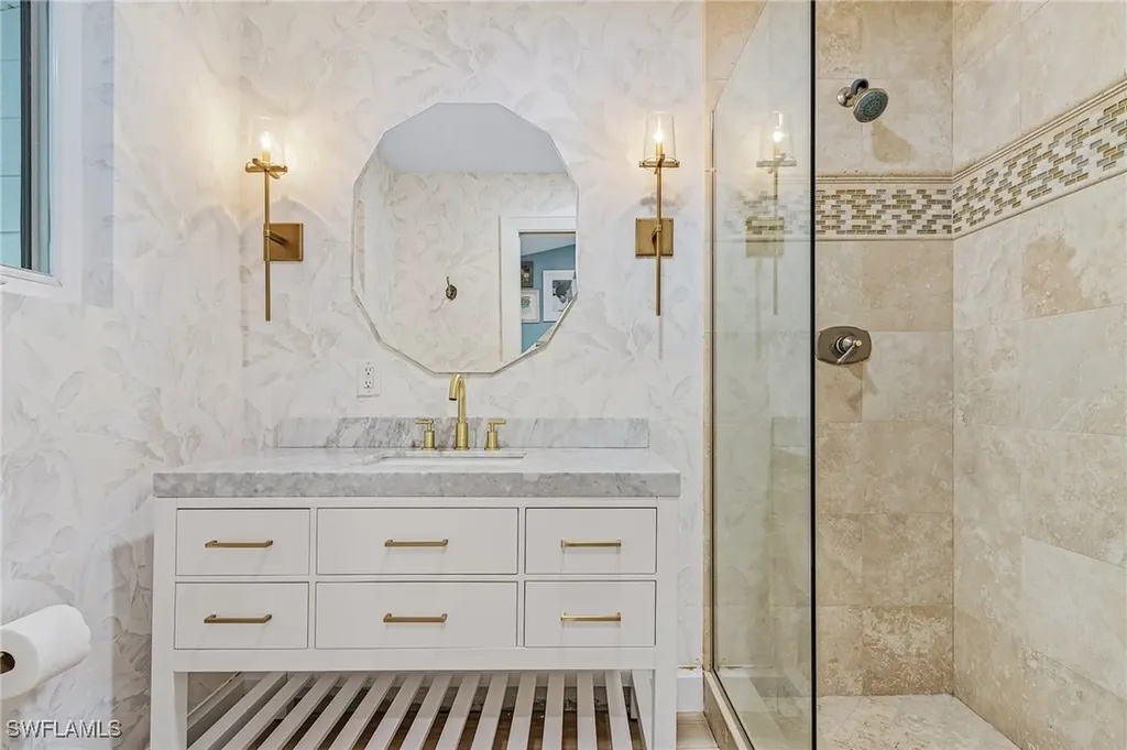 725 2nd Street S Naples FL 34102
