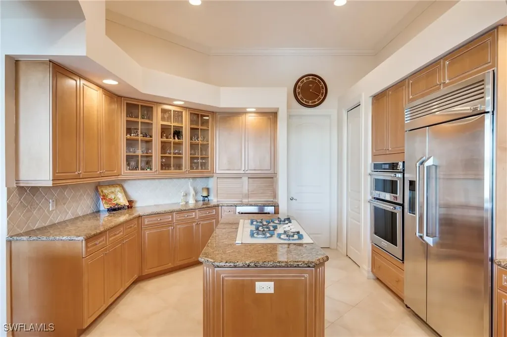 8821 Muirfield Drive Naples FL 34109