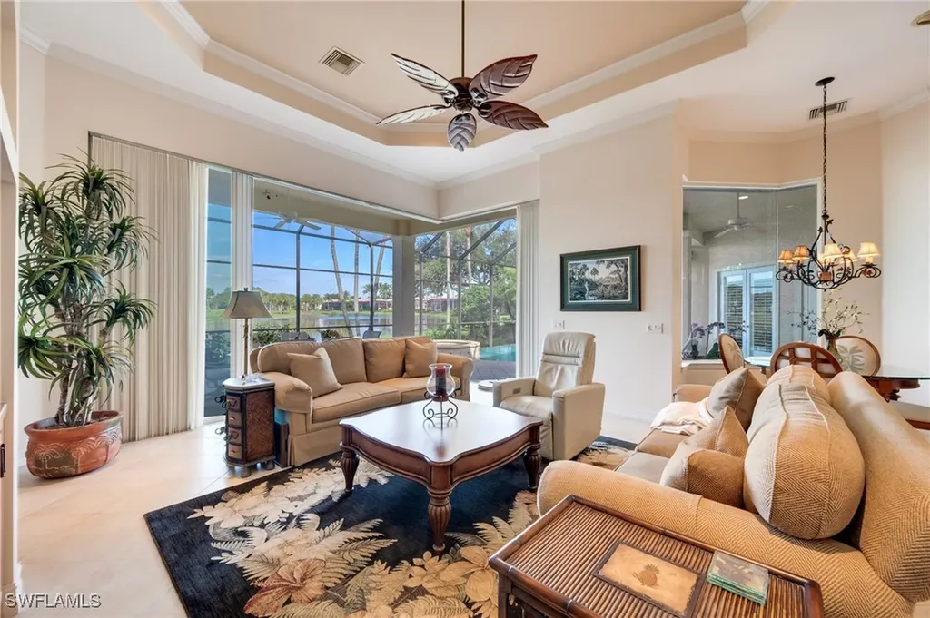 8821 Muirfield Drive Naples FL 34109