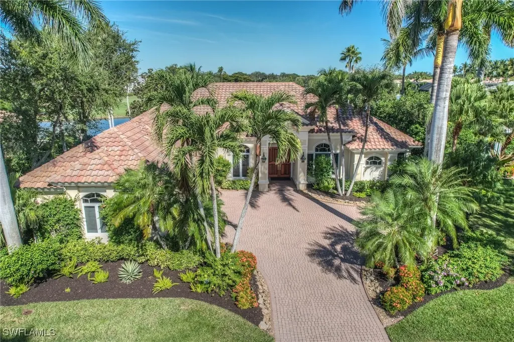 8821 Muirfield Drive Naples FL 34109