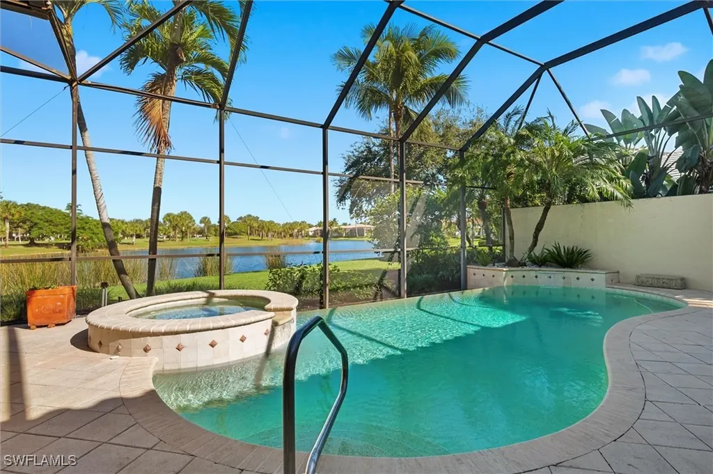8821 Muirfield Drive Naples FL 34109
