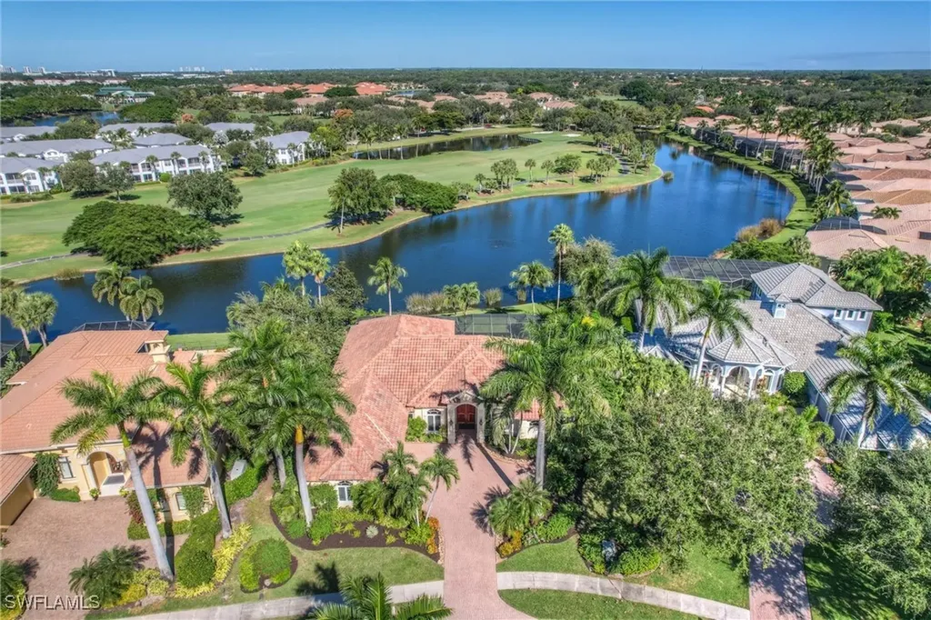 8821 Muirfield Drive Naples FL 34109