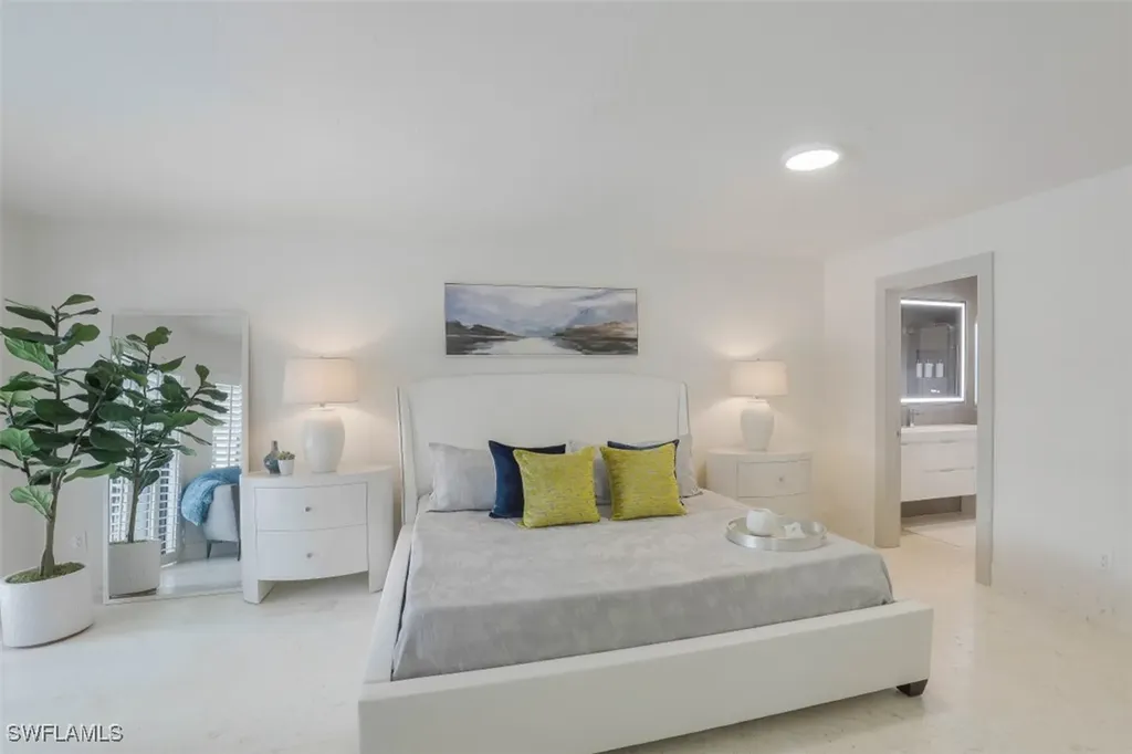 796 Ketch Drive Naples FL 34103