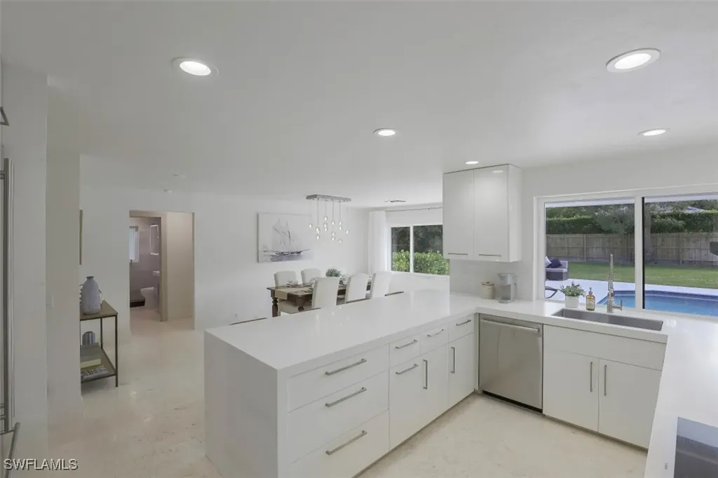 796 Ketch Drive Naples FL 34103