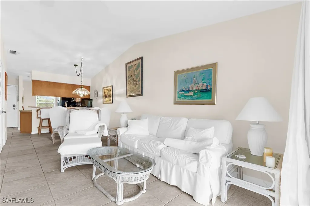 1295 Mainsail Drive Naples FL 34114