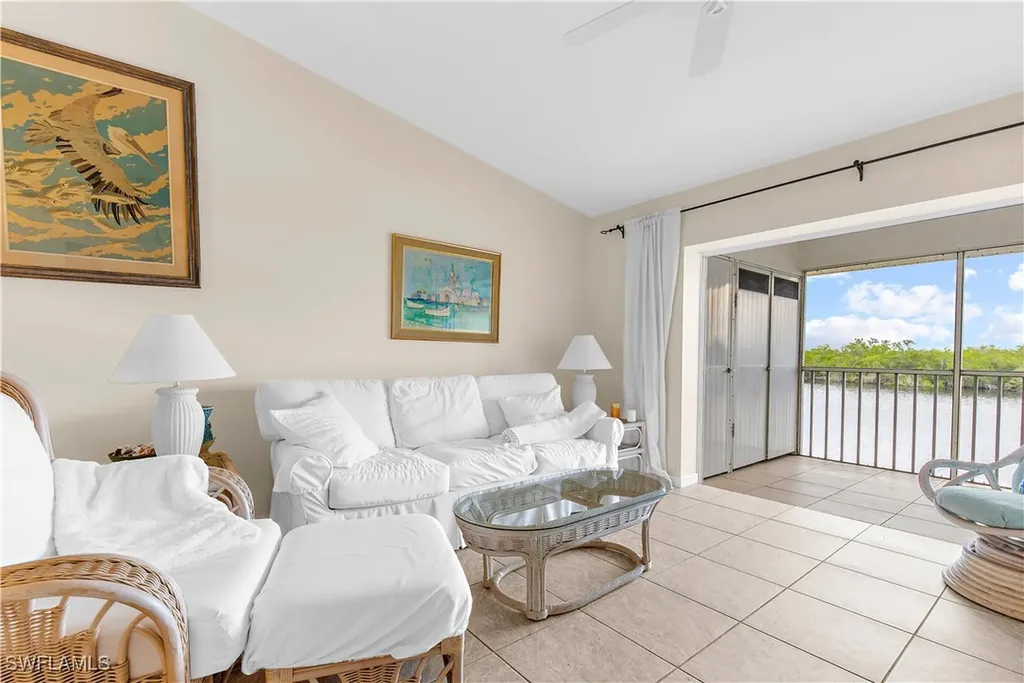 1295 Mainsail Drive Naples FL 34114