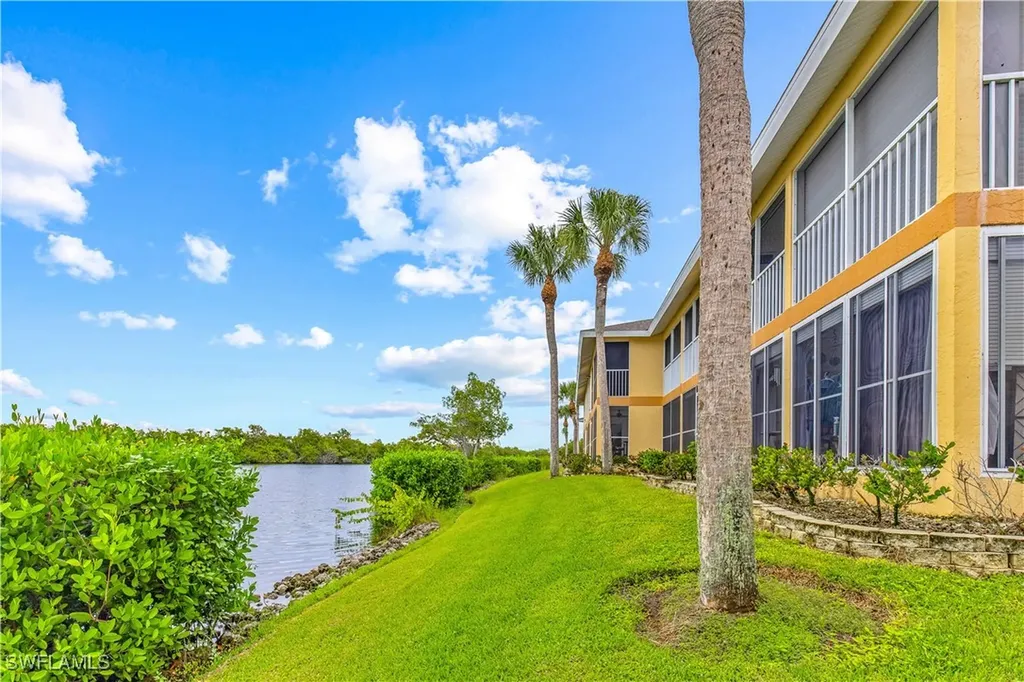 1295 Mainsail Drive Naples FL 34114
