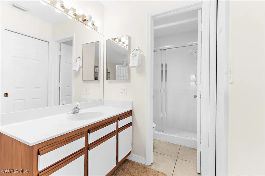 1295 Mainsail Drive Naples FL 34114