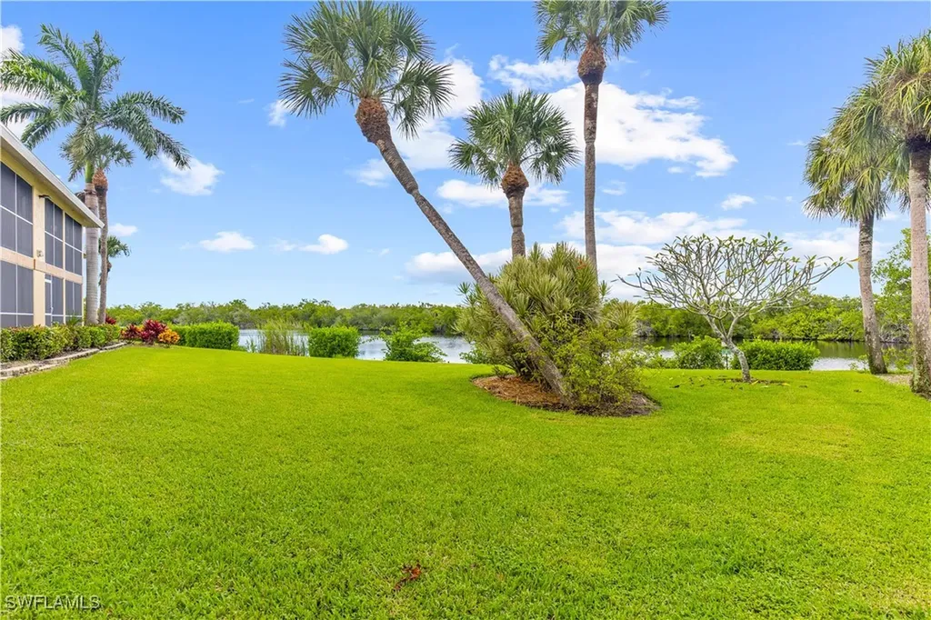 1295 Mainsail Drive Naples FL 34114
