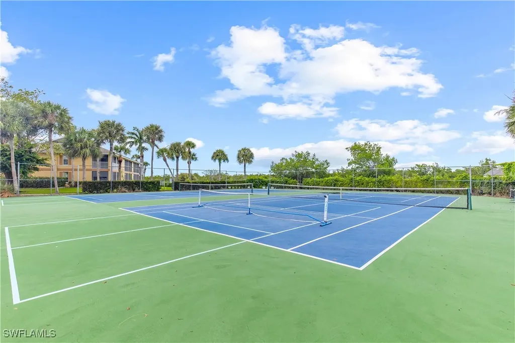 1295 Mainsail Drive Naples FL 34114