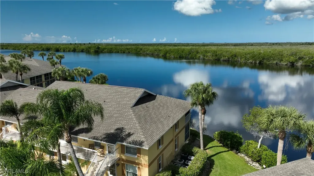 1295 Mainsail Drive Naples FL 34114