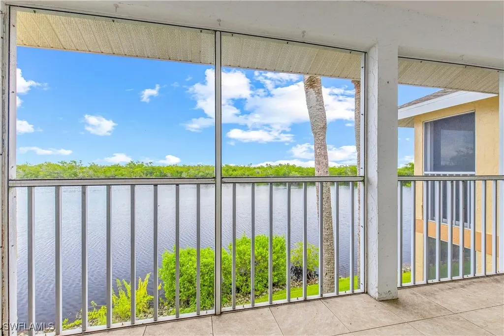1295 Mainsail Drive Naples FL 34114
