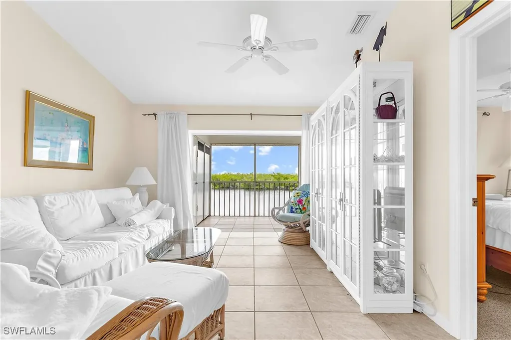 1295 Mainsail Drive Naples FL 34114