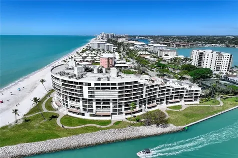 2389 Gulf Shore Boulevard N Naples FL 34103