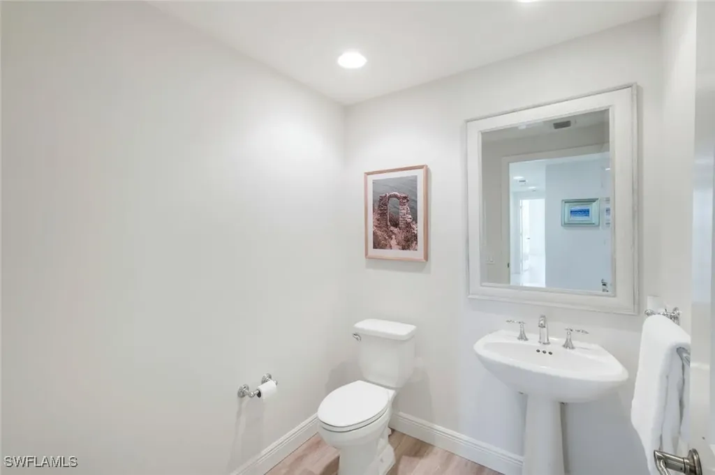455 Cove Tower Drive Naples FL 34110