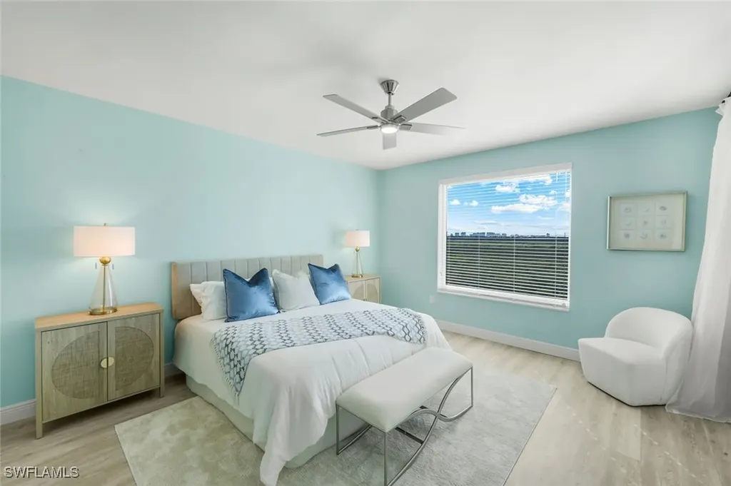455 Cove Tower Drive Naples FL 34110