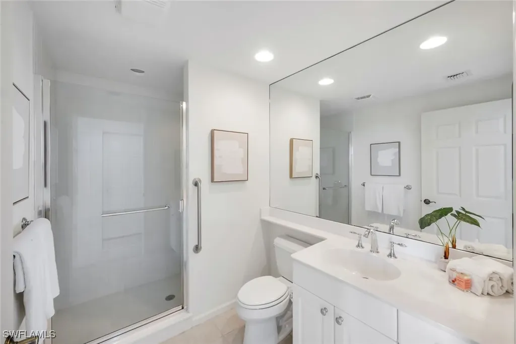 455 Cove Tower Drive Naples FL 34110