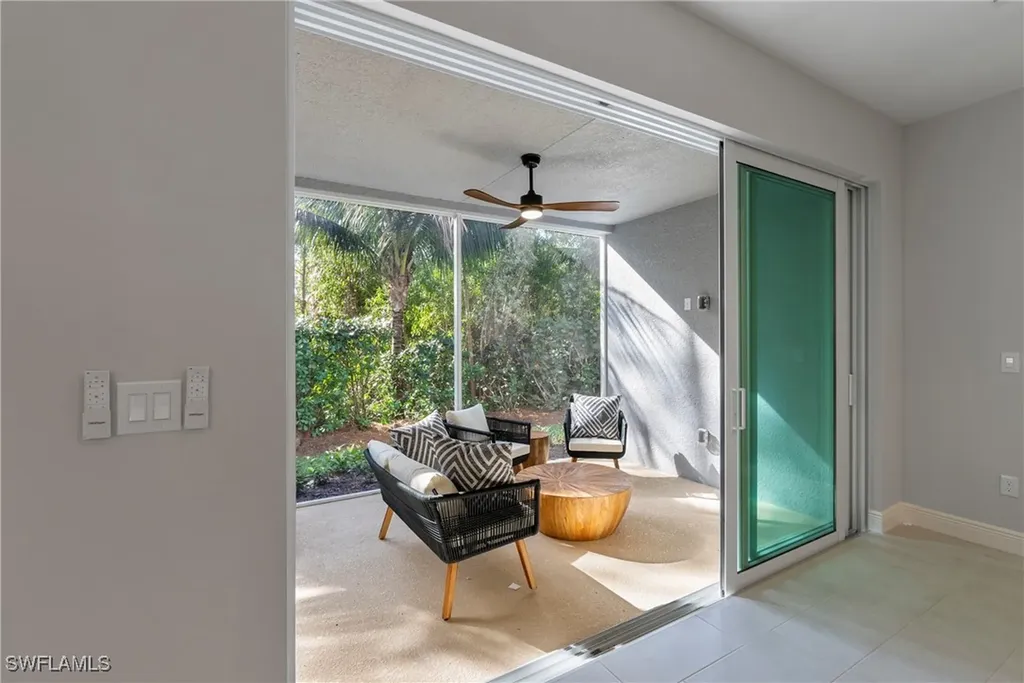 2640 Seychelles Circle Naples FL 34112