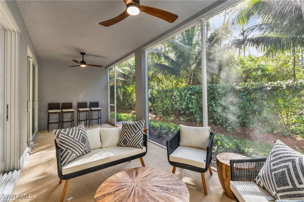 2640 Seychelles Circle Naples FL 34112