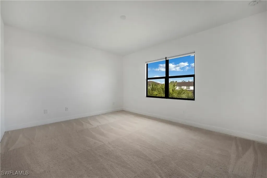 7549 Carnegie Way Naples FL 34119