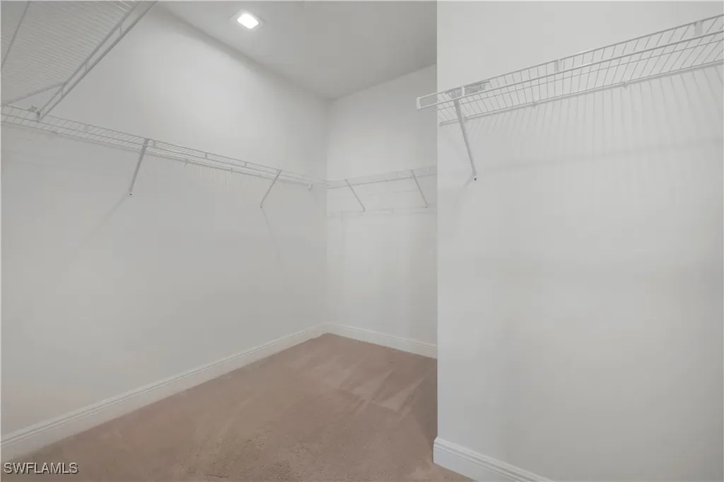 7549 Carnegie Way Naples FL 34119