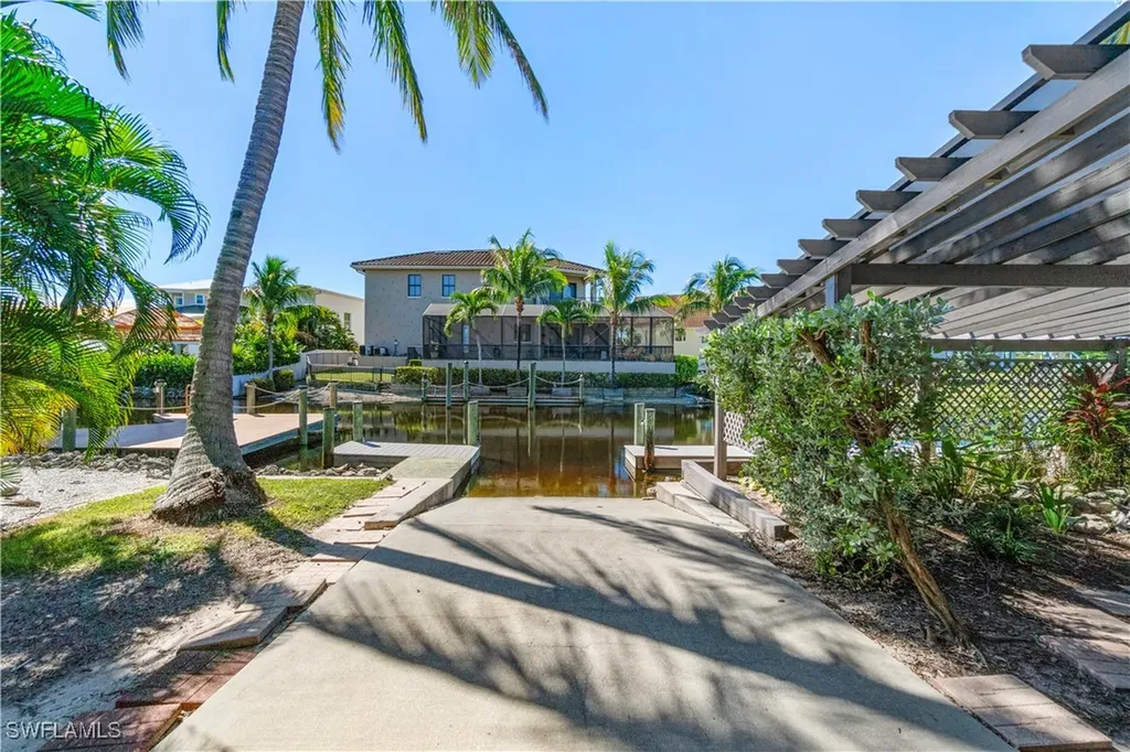 27189 Gasparilla Drive Bonita Springs FL 34135