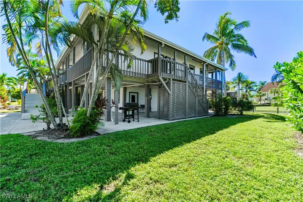 27189 Gasparilla Drive Bonita Springs FL 34135