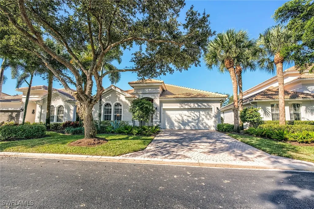 Estero FL, 23072 Tree Crest Court