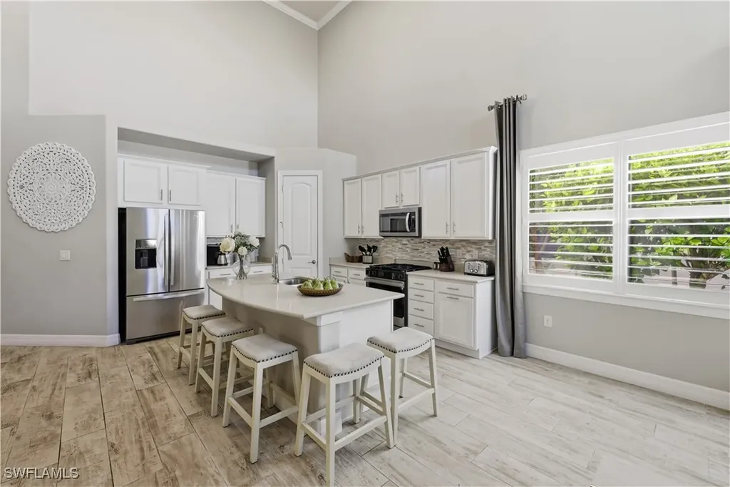 7209 Wilton Drive Naples FL 34109