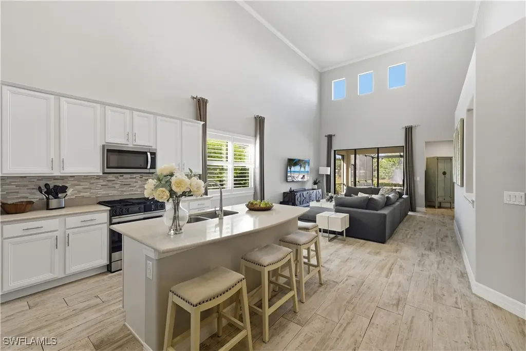 7209 Wilton Drive Naples FL 34109