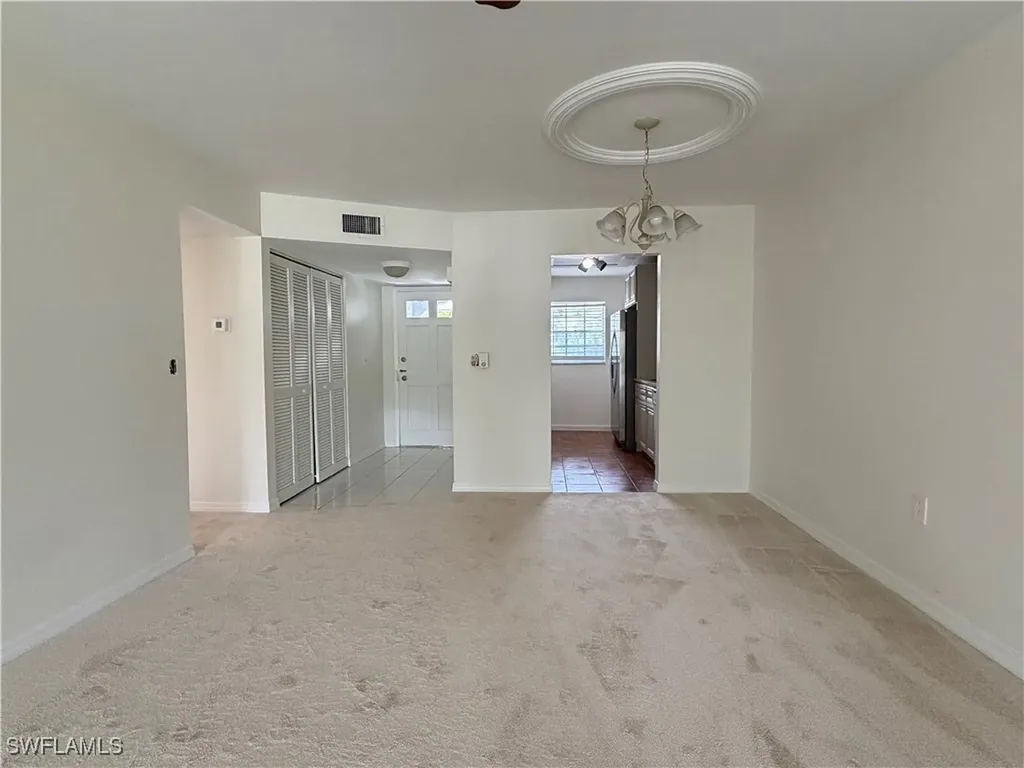 4900 Biscayne Drive Naples FL 34112