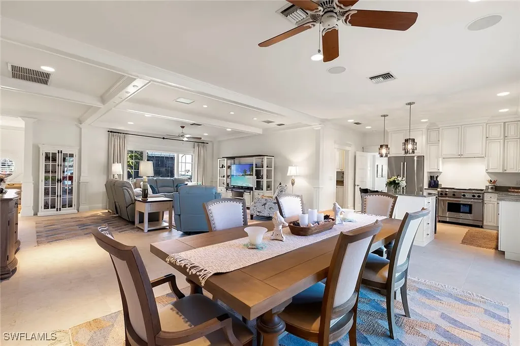 7 Glenview Manor Drive Fort Myers Beach FL 33931