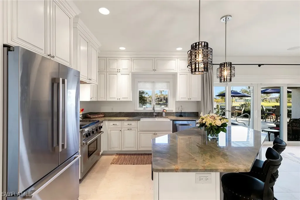 7 Glenview Manor Drive Fort Myers Beach FL 33931