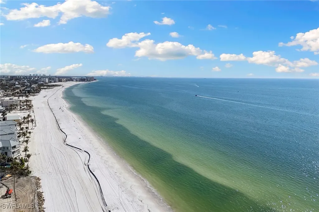 7 Glenview Manor Drive Fort Myers Beach FL 33931