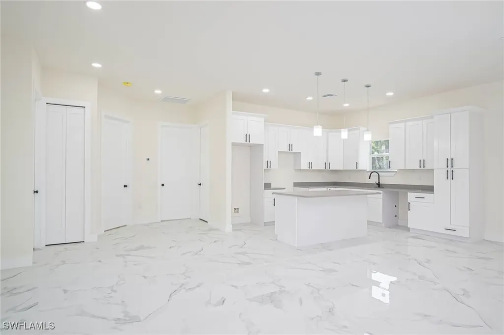 1869 Maurice Avenue Lehigh Acres FL 33972