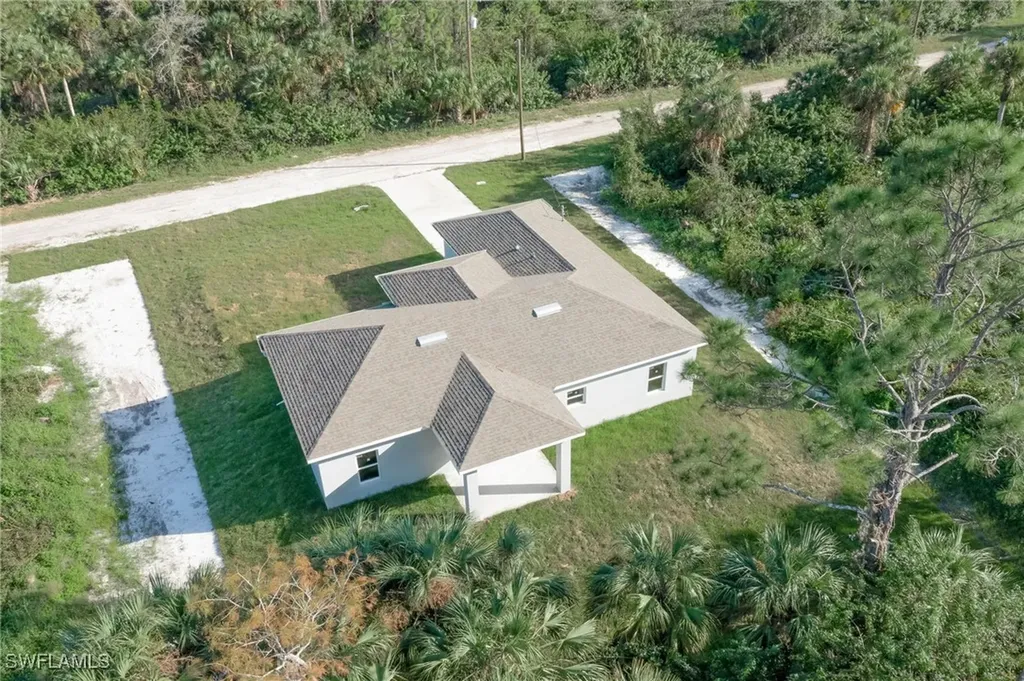 1869 Maurice Avenue Lehigh Acres FL 33972