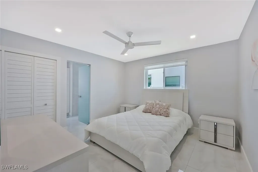 532 103rd Avenue N Naples FL 34108