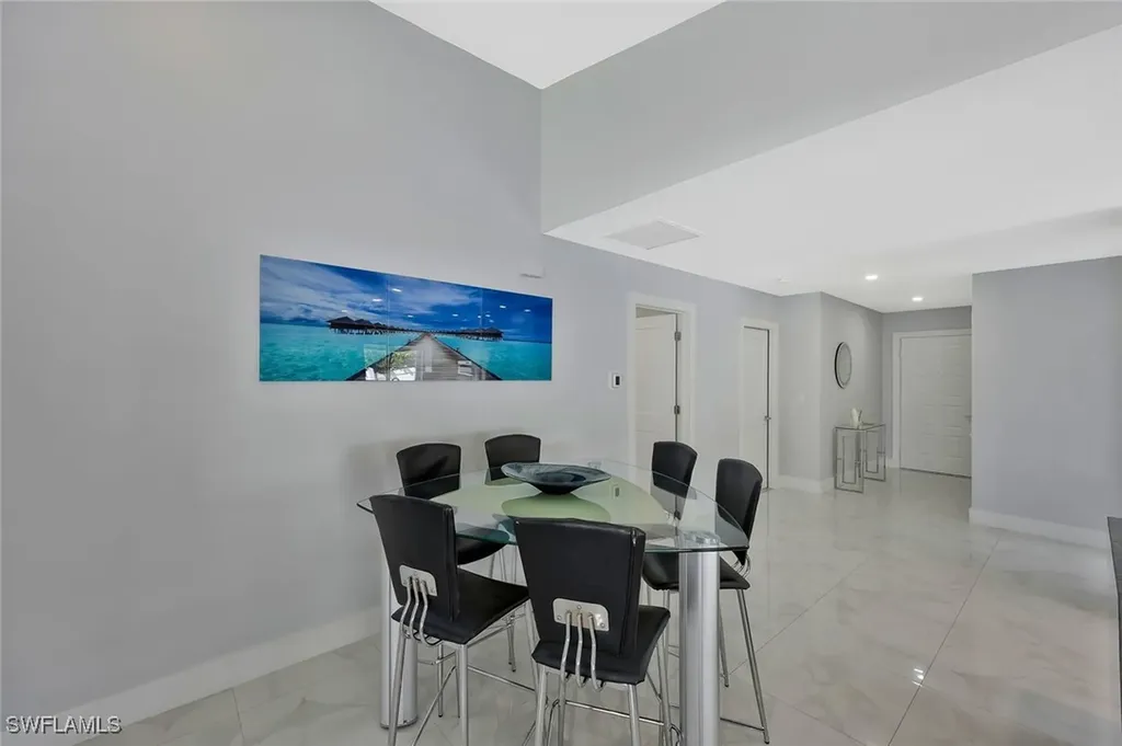 532 103rd Avenue N Naples FL 34108