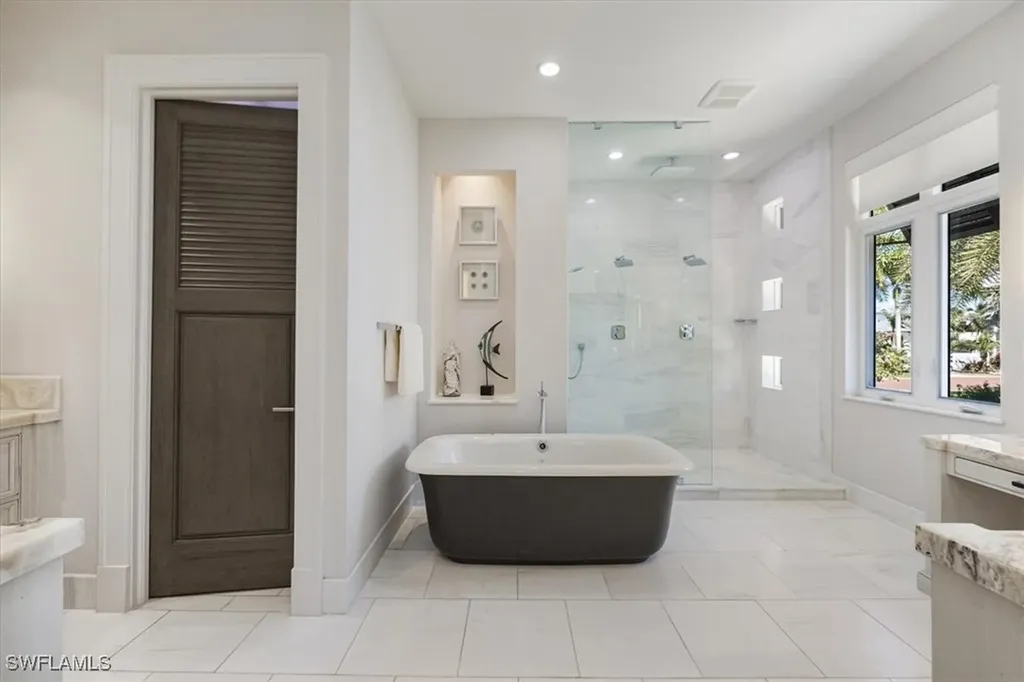 66 Southport Cove Bonita Springs FL 34134